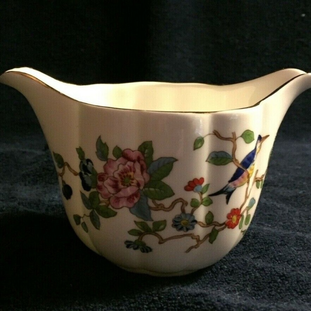 Aynsley bone China bowl, Pembroke, 5” W oval x 3”